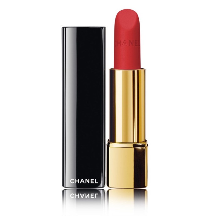 Matná rtěnka Rouge Allure Velvet v odstínu 46 La Malicieuse, Chanel