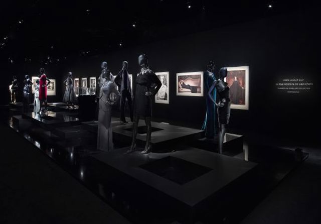 10 MADEMOISELLE PRIVE EXHIBITION SAATCHI GALLERY LONDON PICTURES BY OLIVIER SAILLANT HD 0a9e5 10 MADEMOISELLE PRIVE EXHIBITION SAATCHI GALLERY LONDON PICTURES BY OLIVIER SAILLANT HD 0a9e5