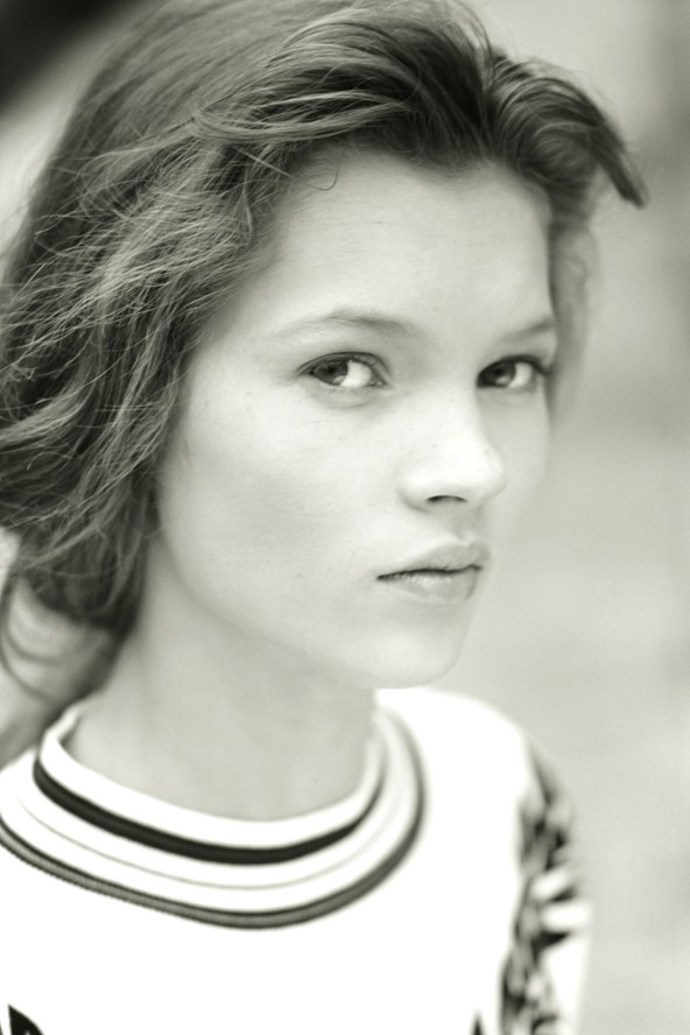 Musíte vidět: první fototest Kate Moss