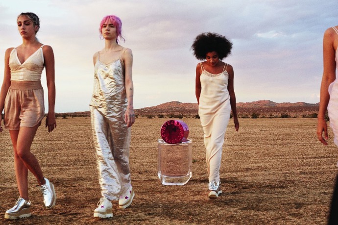 Dcera Madonny září v kampani na cool parfém Stella McCartney POP