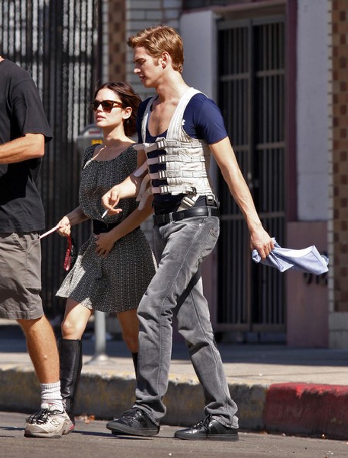 Rachel Bilson je těhotná