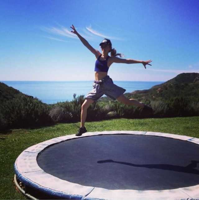 suki waterhouse trampoline 2015 instagram large suki waterhouse trampoline 2015 instagram large