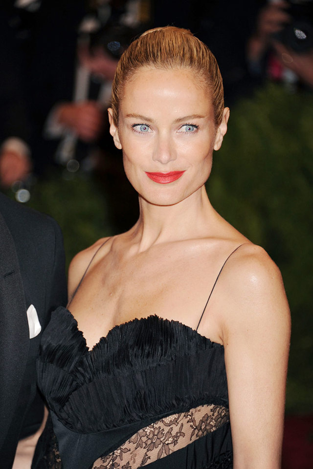 elle-model-beauty-and-fitness-tips-carolyn-murphy-xln elle-model-beauty-and-fitness-tips-carolyn-murphy-xln