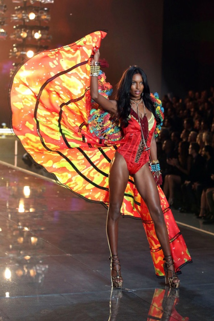 Andílci na přehlídce Victoria’s Secret to rozjeli