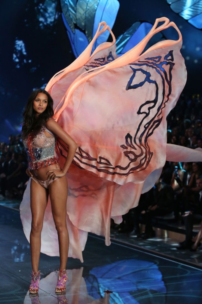 Andílci na přehlídce Victoria’s Secret to rozjeli