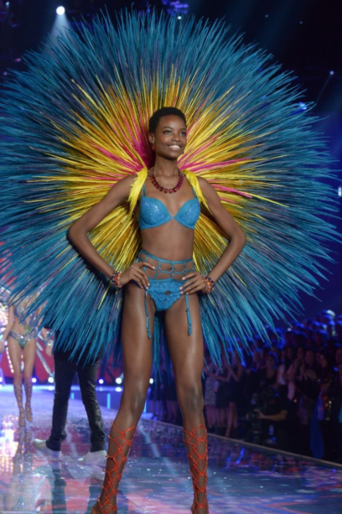 Andílci na přehlídce Victoria’s Secret to rozjeli