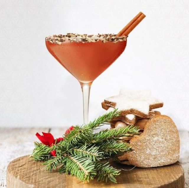 christmas cocktails frangelico gingerbread c7059 christmas cocktails frangelico gingerbread c7059