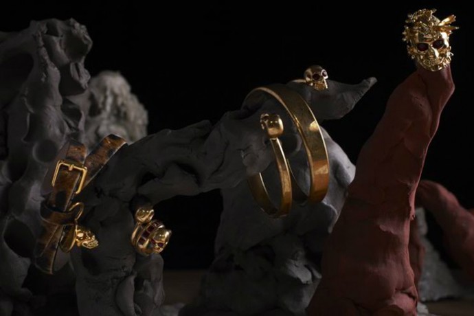 Průvodce vánočními dárky by Alexander McQueen