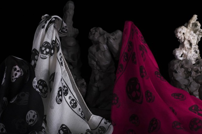 Průvodce vánočními dárky by Alexander McQueen