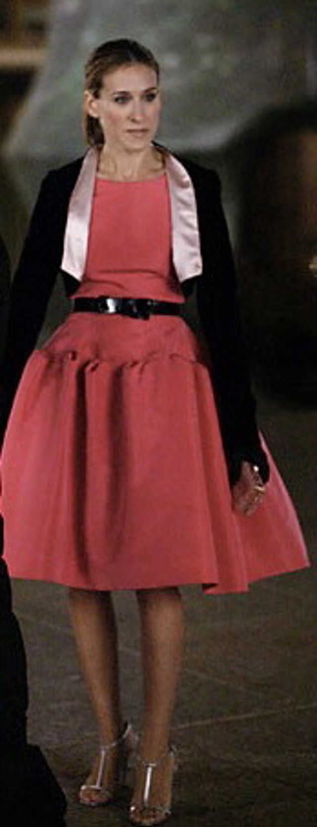 10 nejlepších outfitů Carrie Bradshaw