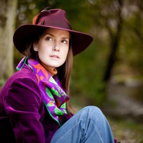 ELLE MILUJE: ŠÁTKY IRIDA ELLE MILUJE: ŠÁTKY IRIDA