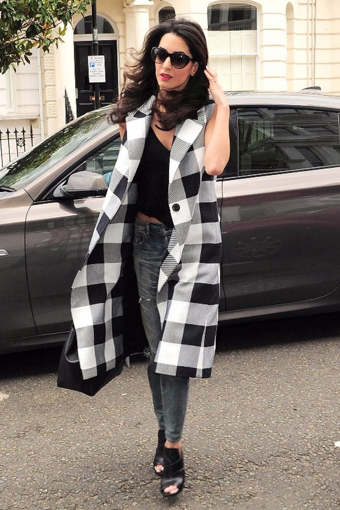 60 fashion momentů Amal Clooney
