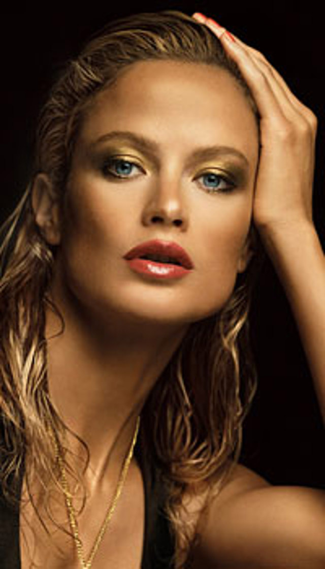 Bronzový make-up