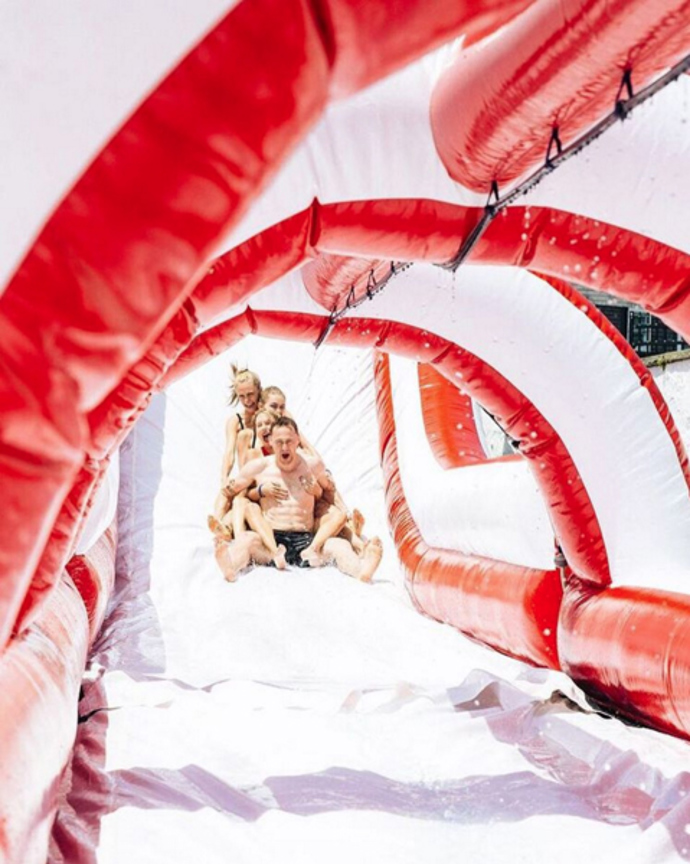 @caradelevingne