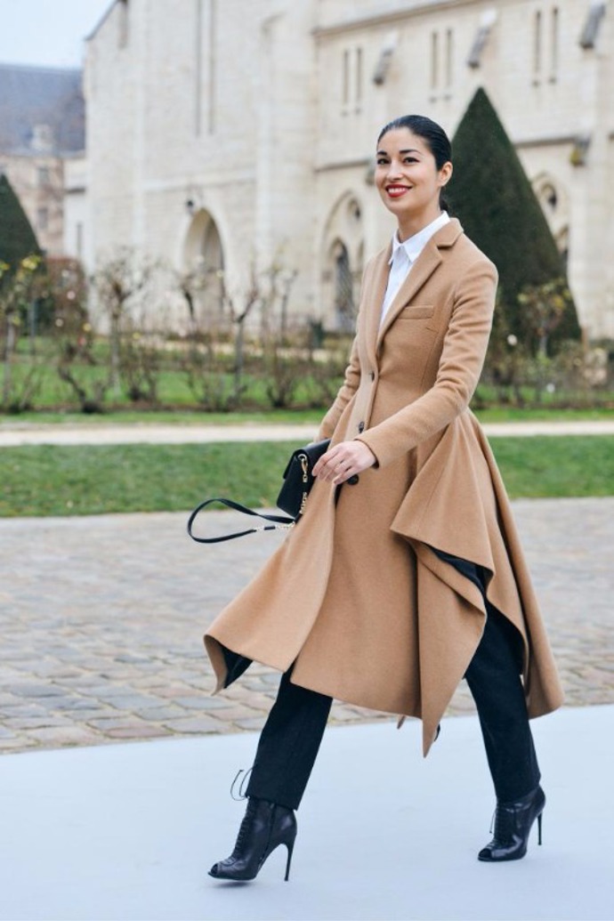 Caroline Issa, módní konzultantka.