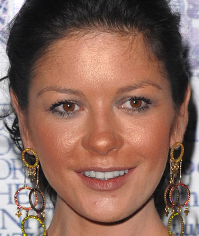 Catherine-Zeta-Jones-bad-bronzer Catherine-Zeta-Jones-bad-bronzer