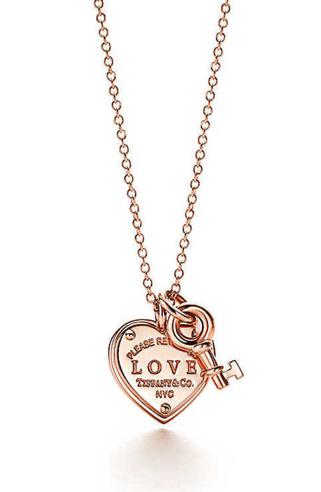 return to tiffanylove heart tag key pendant 36339349 959763 ED 4072c return to tiffanylove heart tag key pendant 36339349 959763 ED 4072c