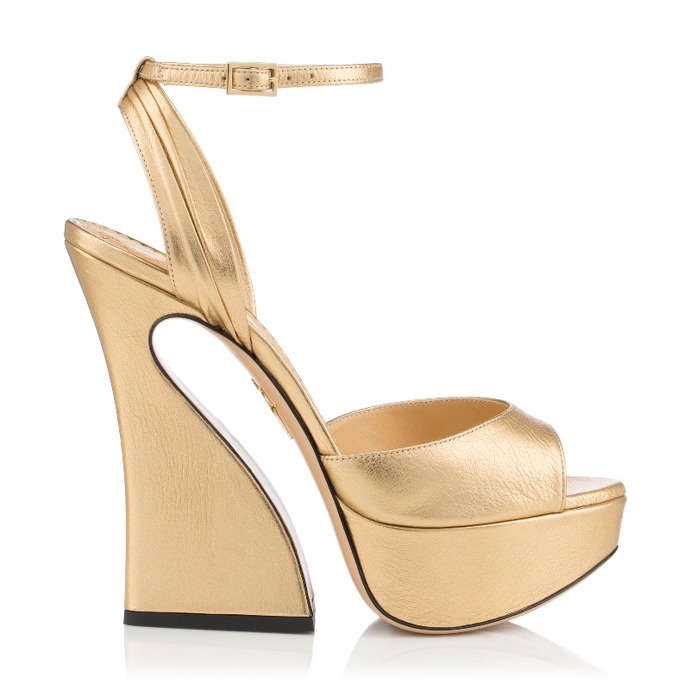 20 věcí, které byste měli vědět o Charlotte Olympia