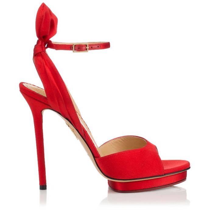 20 věcí, které byste měli vědět o Charlotte Olympia