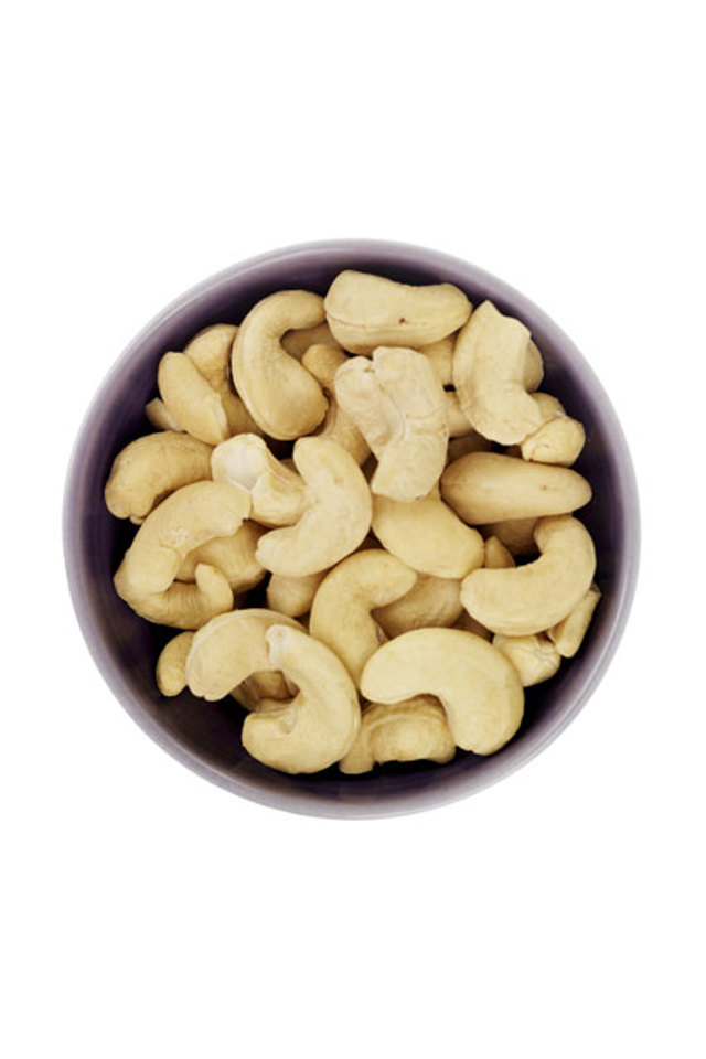 chasewnuts_V_16jul12_REX_b chasewnuts_V_16jul12_REX_b