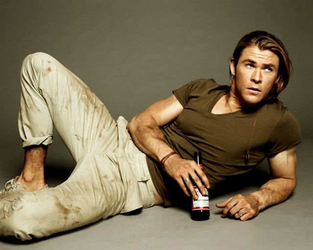 chris hemsworth photo b5f83