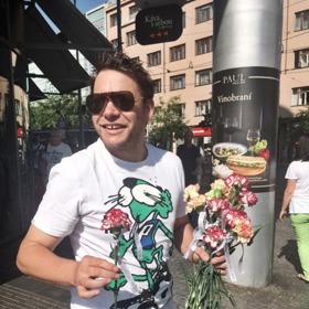 Proběhl den vašich snů s ELLE: #ONEFLOWER Proběhl den vašich snů s ELLE: #ONEFLOWER