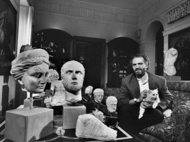 Il nuovo film su Gianni Versace Antonio Banderas interpretera lo stilista image ini 620x465 downonly 6471d