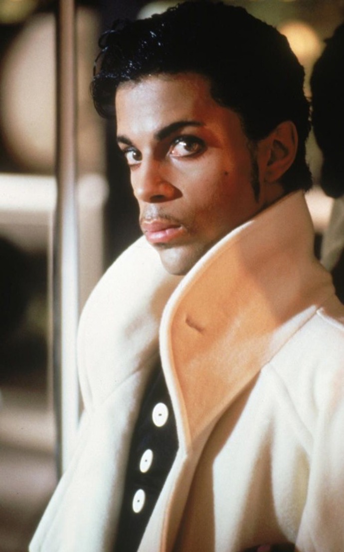 1986 - video Dead Under the Cherry Moon