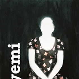 Léto nemusí být jen o oddychové četbě románů na pláž. Sáhněte po něčem náročnějším a budete odměněni velkolepým zážitkem. Třeba jako v případě této originální a nádherné variace na pohádku o Sněhurce. 