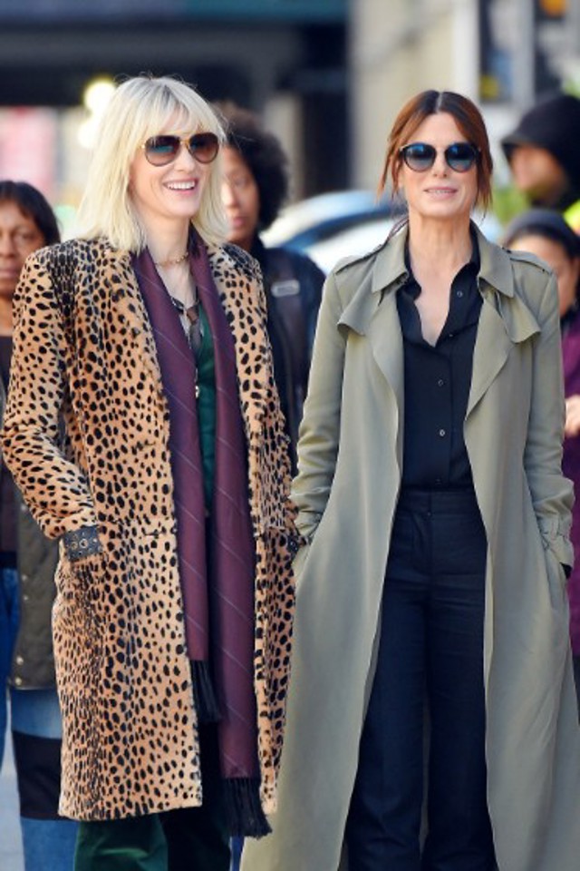Cate Blanchett Sandra Bullock Oceans Eight 2 1477333712 373x560 53a46 Cate Blanchett Sandra Bullock Oceans Eight 2 1477333712 373x560 53a46