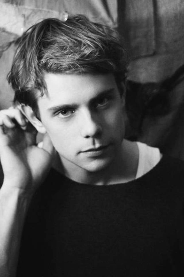 elle-fashion-jw-anderson-xln-lgn elle-fashion-jw-anderson-xln-lgn