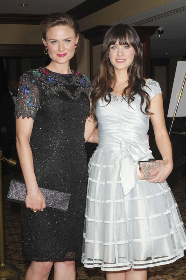Emily_a_Zooey_Deschanel Emily_a_Zooey_Deschanel