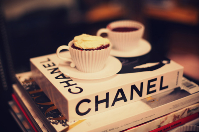 books-chanel-coffee-cup-fashion-Favim.com-329643 books-chanel-coffee-cup-fashion-Favim.com-329643