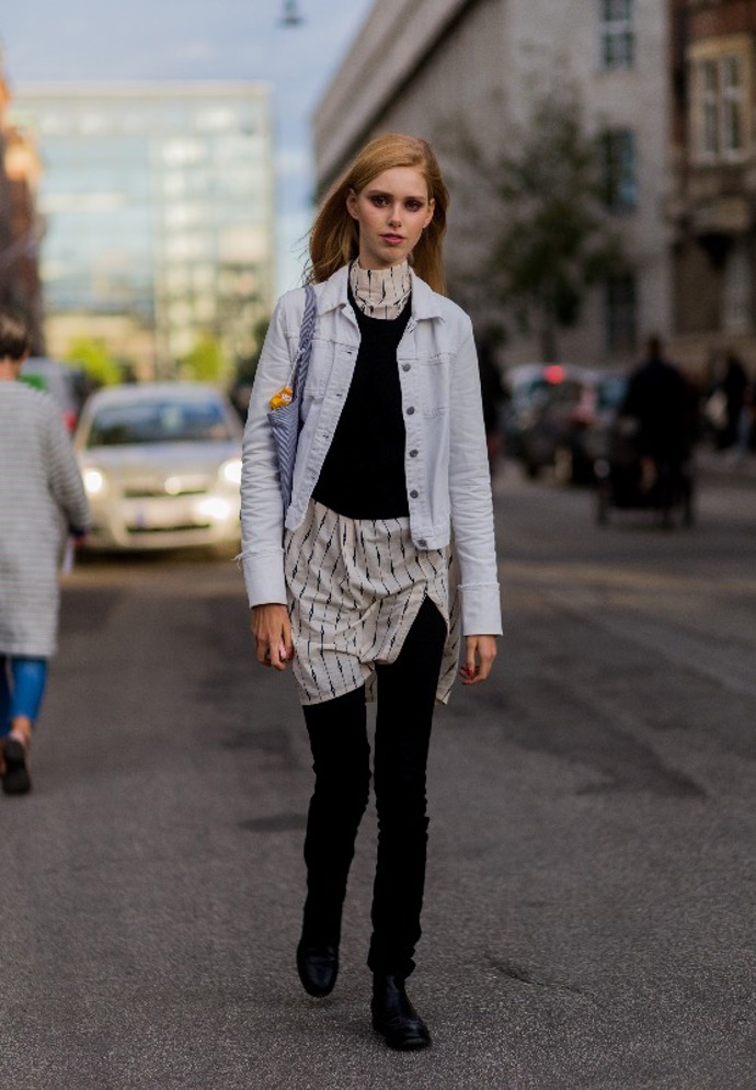 Street style trend: Šaty přes kalhoty