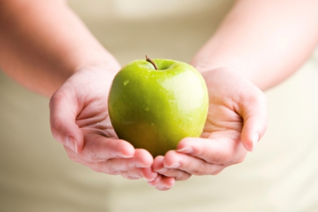 Hands-and-Applemensi Hands-and-Applemensi