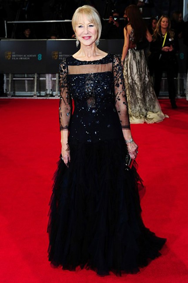 helen-mirren-vogue-16feb14-pa_b_426x639