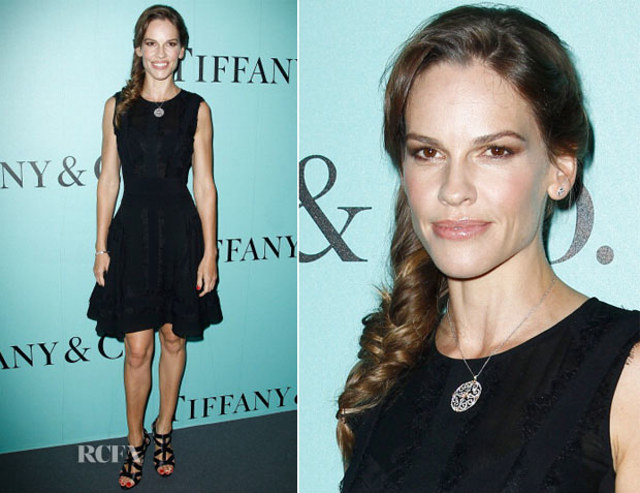 Hilary-Swank-In-Elie-Saab-Tiffany-Co