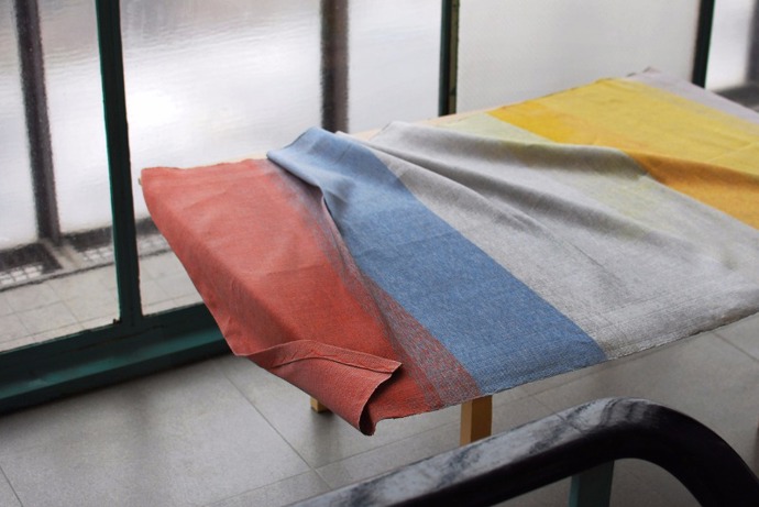Interiérový textil: Geometr (Klára Spišková, Linda Kaplanová, Kristýna Markvartová) za kolekci autorských tkanin