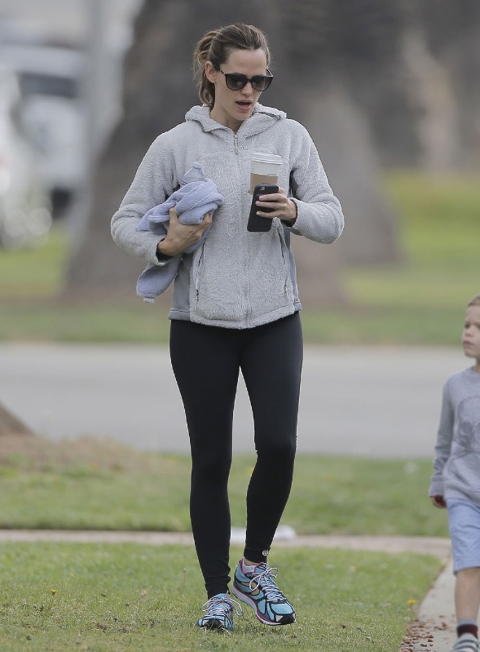 Jennifer Garner je zpět a vypadá božsky. Víme, jak to dělá