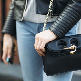 Kabelky na fashion weeku v Miláně a Londýně