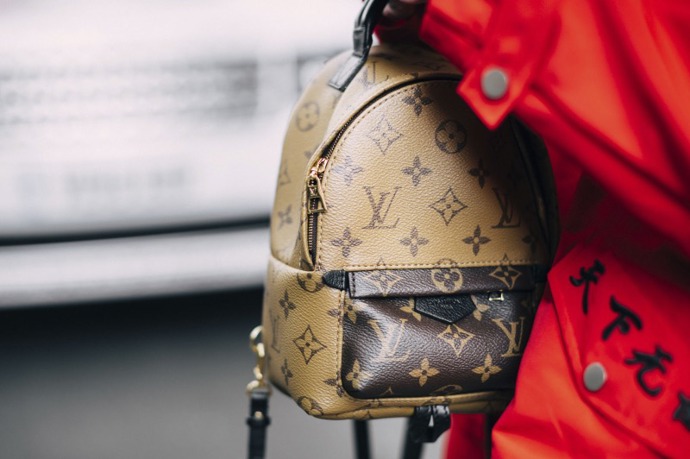 Kabelky na fashion weeku v Miláně a Londýně