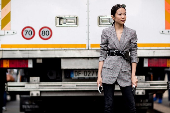 Co se nosí v ulicích Milána během fashion weeku?