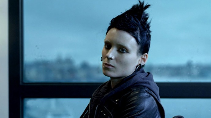 Hackerka Lisbeth Salander byla vychrtlá na kost a tělo měla plné piercingu. A přesně taková byla ve filmu i Rooney, i když taková ve skutečnosti vůbec není...
