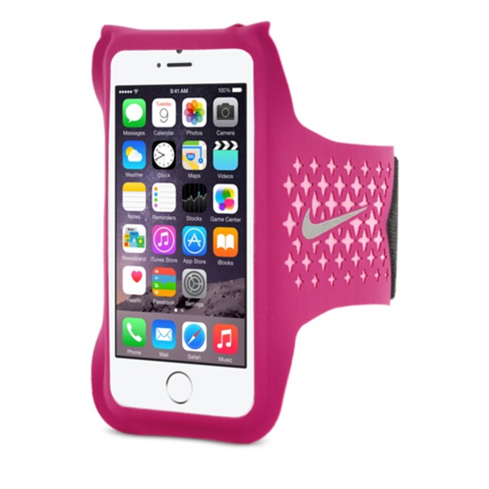 2. Nike Armband 