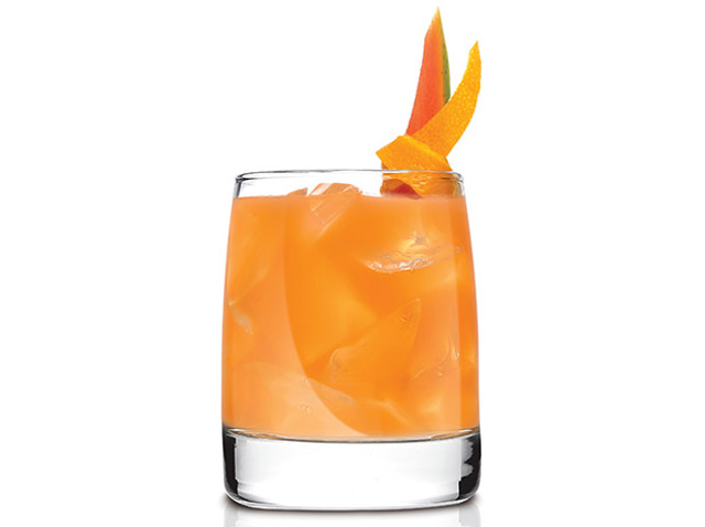 oscar-cocktail-moore-margarita oscar-cocktail-moore-margarita