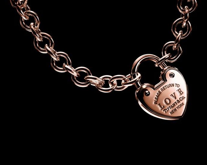 Nová kampaň Tiffany #LoveNotLike - když pouhé "like" nestačí...