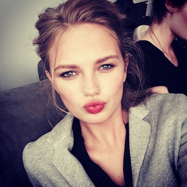 romee strijd holding 2 4cabd romee strijd holding 2 4cabd