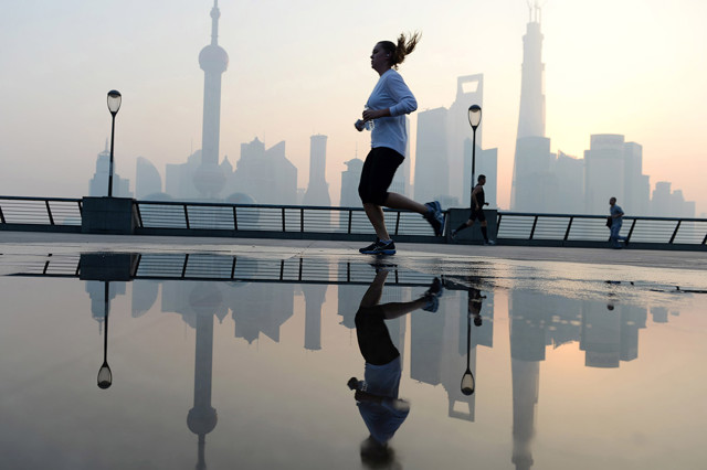 shanghai-jogger