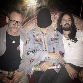 Proč všichni mluví o návrháři Gucci? Seznamte se, Alessandro Michele Proč všichni mluví o návrháři Gucci? Seznamte se, Alessandro Michele