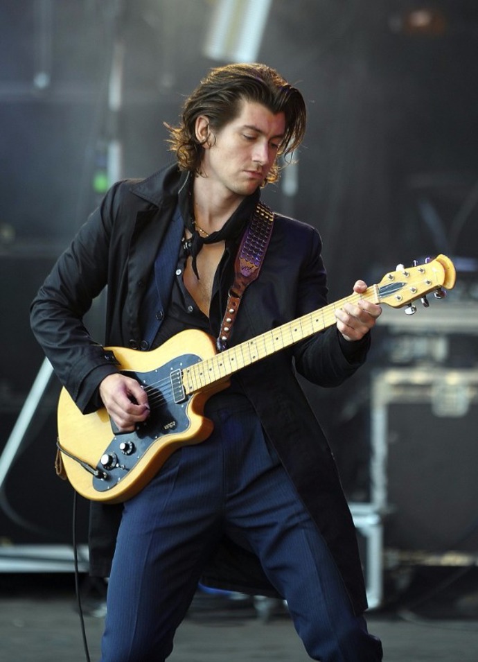 Alex Turner dostal nás i celý Berlín